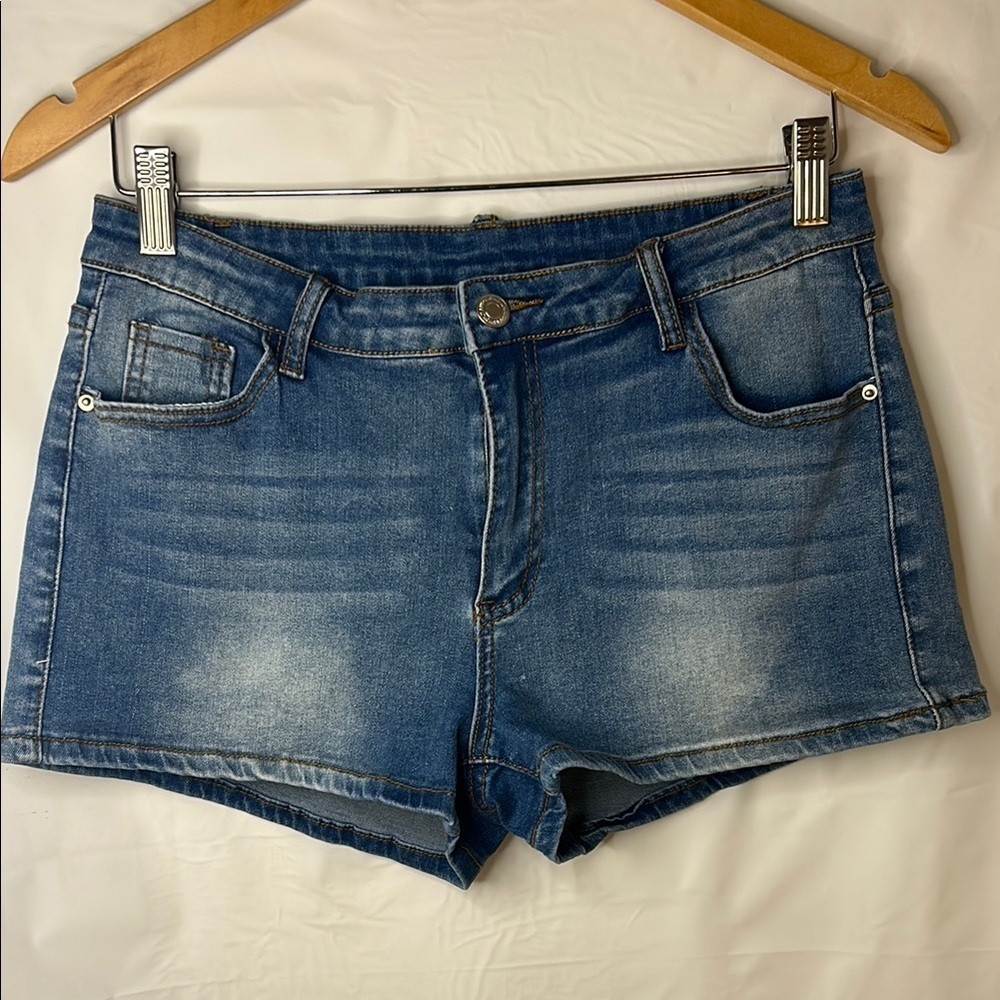 SHEIN Blue Jean Shorts with Cut-Off Hem women’s size 12 stretch denim comfort